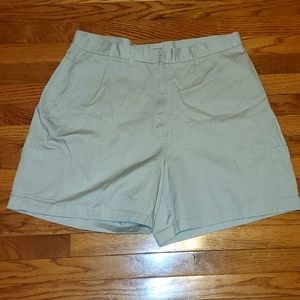 Avenue Chinos  Size 18 khaki shorts